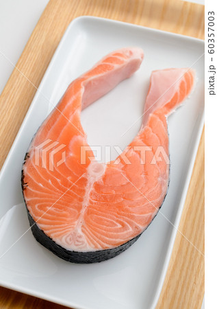 サーモンの切り身 60357003