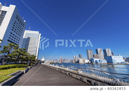 竹芝桟橋と東京湾の風景 60362853