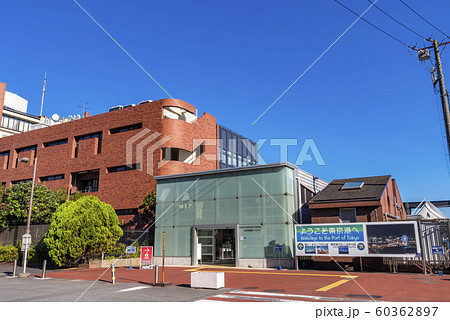 日の出客船ターミナルの風景 60362897