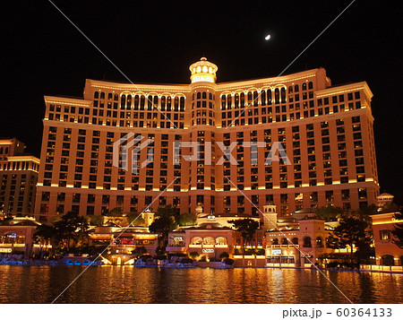 ベラージオホテルのライトアップ 60364133