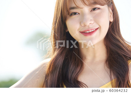 女性　ビューティー　夏 60364232