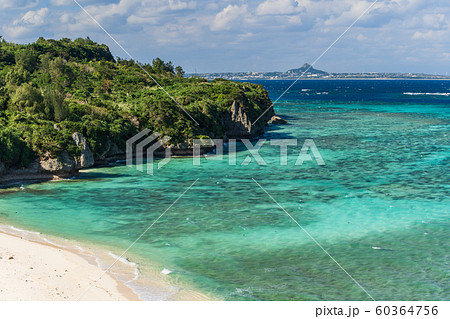 アンチ浜ビーチ 瀬底島の写真素材