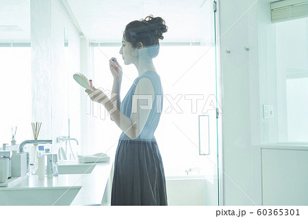 女性 ライフスタイル 女性 ライフスタイル 60365301