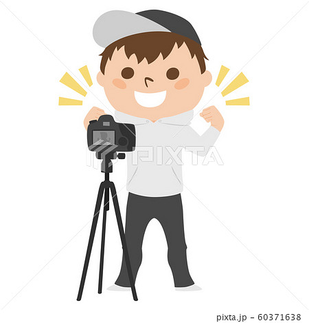 職業のイラスト 男性のユーチューバー デジタルカメラで自分を撮影している男性 のイラスト素材