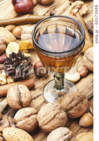 Autumn nutty liquor Autumn nutty liquor 60373688