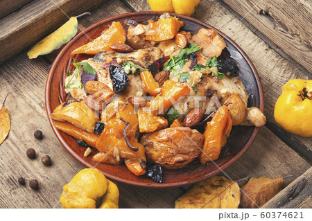 Chicken ragout with pumpkin 60374621