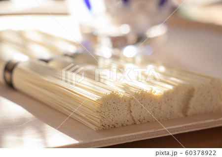 素麺　そうめん　素麺の束 60378922