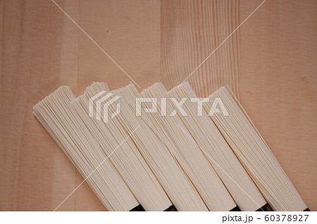 素麺　そうめん　素麺の束 60378927