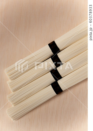 素麺　そうめん　素麺の束 60378933