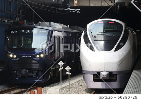 埼京線内で試運転する、相鉄12000系 埼京線内で試運転する、相鉄12000系 60380729