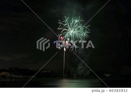 【湯河原温泉海上花火大会】 【湯河原温泉海上花火大会】 60383932
