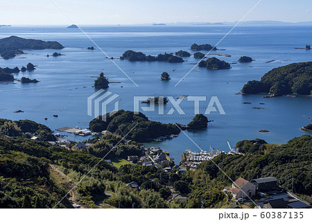 [長崎県]九十九島の風景（石岳展望台） 60387135