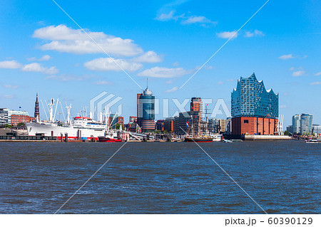 Hamburg city centre view, Germany Hamburg city centre view, Germany 60390129