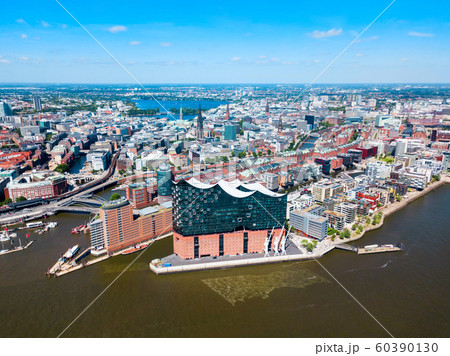 Hamburg city centre view, Germany 60390130