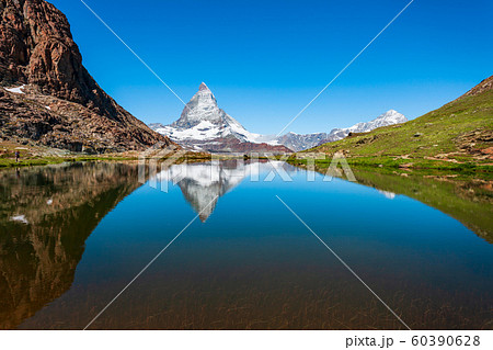 Riffelsee lake and Matterhorn, Switzerland Riffelsee lake and Matterhorn, Switzerland 60390628