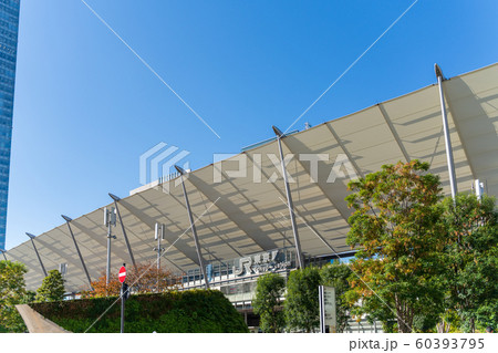 東京駅八重洲口 60393795