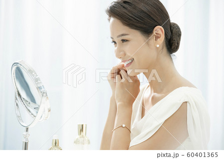 人 人間 東洋人 60401365