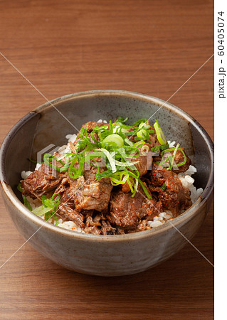 牛すじ丼 牛すじ丼 60405074