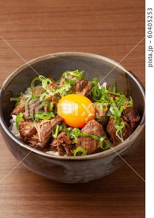 牛すじ丼 牛すじ丼 60405253