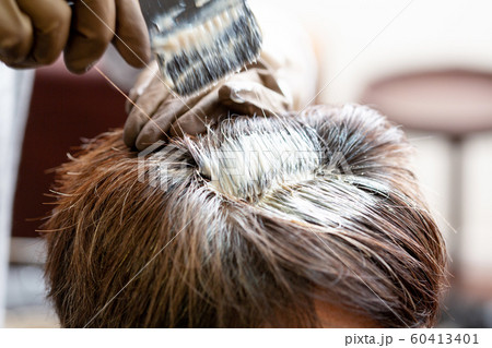 ヘアサロン  白髪染め 60413401