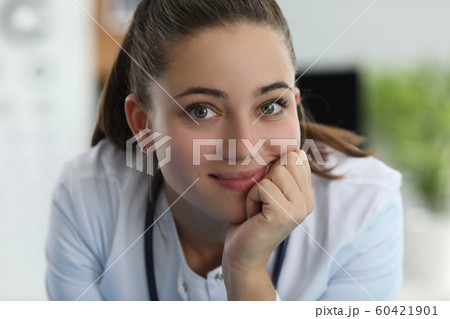 Happy smiling doctor Happy smiling doctor 60421901