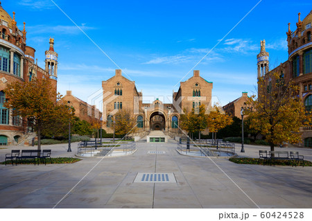 サンパウ病院　バルセロナ　世界遺産　庭園 60424528