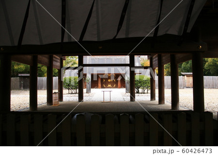 日本の秋　名古屋　熱田神社 60426473