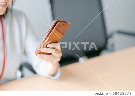 働く女性 働く女性 60428572