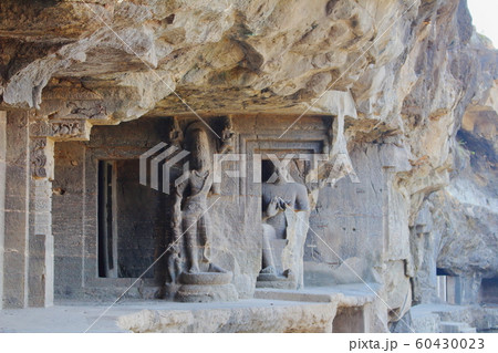 インド紀行　その１９１２　：　感動のエローラ石窟寺院　その１９１２ 60430023