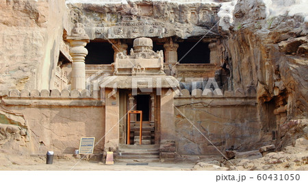 インド紀行　その１９１２　：　感動のエローラ石窟寺院　その１９１２ 60431050