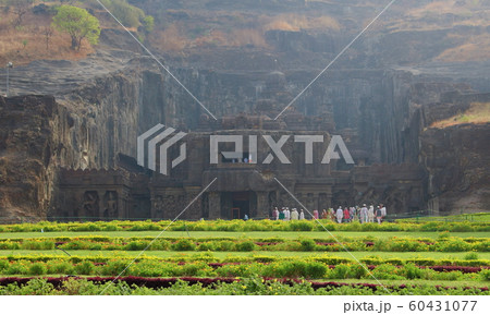 インド紀行　その１９１２　：　感動のエローラ石窟寺院　その１９１２ 60431077