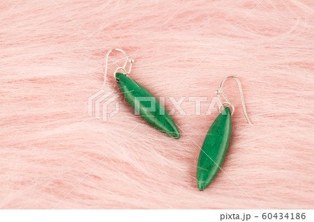 Earrings 60434186