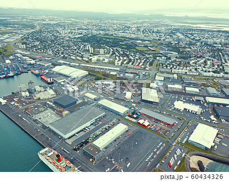 レイキャビクの世界最北の首都の空撮 60434326