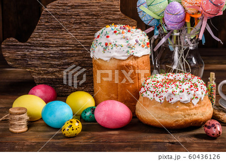 Easter cake and colorful eggs on a dark background 60436126