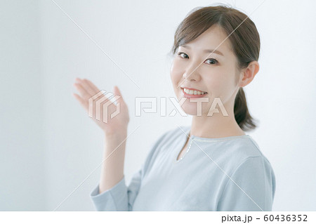 30代 女性 30代 女性 60436352