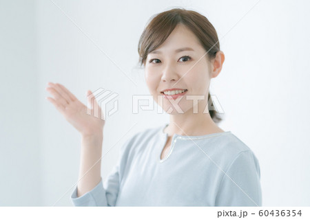 30代 女性 30代 女性 60436354