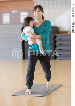 1 year old 1 year old 60436867