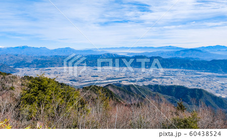 鍬ノ峰から大町市の眺め (12月) 鍬ノ峰から大町市の眺め (12月) 60438524