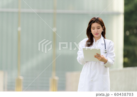 人 人間 韓国人 60438703