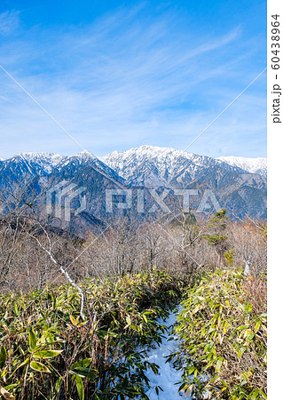 鍬ノ峰から北アルプスの眺め (12月) 鍬ノ峰から北アルプスの眺め (12月) 60438964