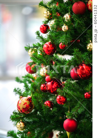 クリスマスツリー 60441332