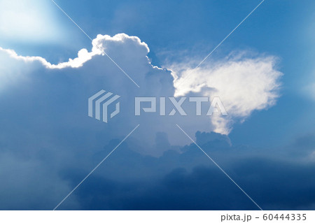 夏の積乱雲 夏空 雲 青空 夏の積乱雲 夏空 雲 青空 60444335