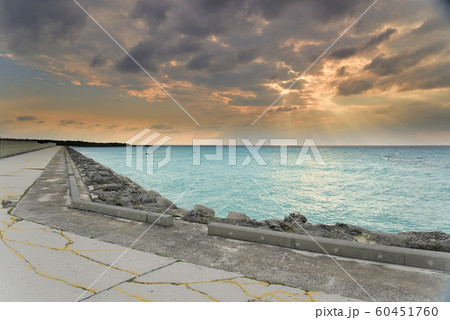 下地島空港17Endの夕景 60451760