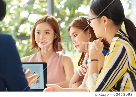 女性 ビジネス 女性 ビジネス 60458993