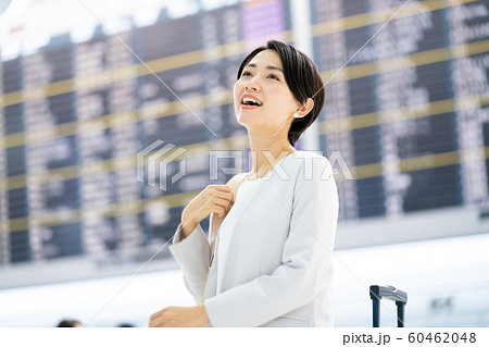 空港 旅行 一人旅 海外旅行 留学 空港 旅行 一人旅 海外旅行 留学 60462048