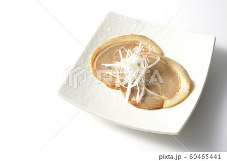 チャーシューと白髪ねぎ 60465441