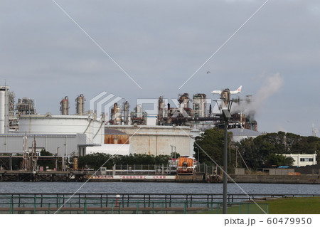 東扇島より見える浮島工場地帯 東扇島より見える浮島工場地帯 60479950