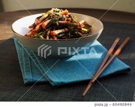 くたくた キムチ おかず 60490844