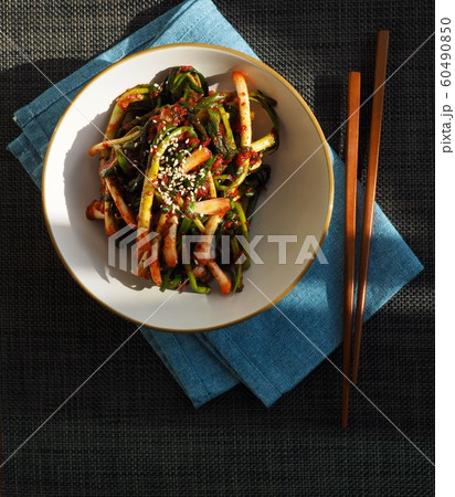 くたくた キムチ おかず 60490850