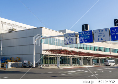 新千歳空港　国内線旅客ターミナル　バス乗り場 60494932